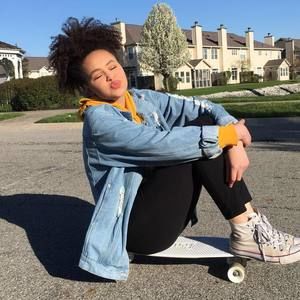 Meet your Posher, Hailey